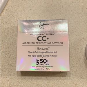 It Cosmetics CC powder brand new